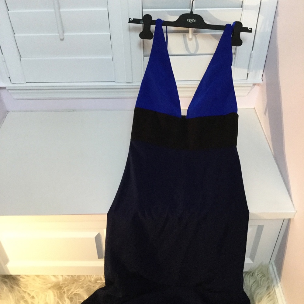 JILL JILL STUART Deep V-Neck Sleeveless Dress - Picture 6 of 6